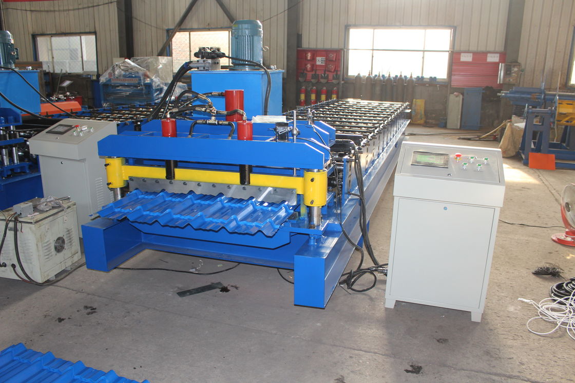 380v 50hz 2025 নতুন ডিজাইন কাস্টমাইজেশন গ্যালভ্যালুম ছাদ প্যানেল রোল ফর্মিং মেশিন পিএলসি